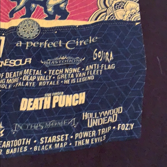 Aftershock T-shirt 2017 Sacramento discovery - Picture 6 of 10